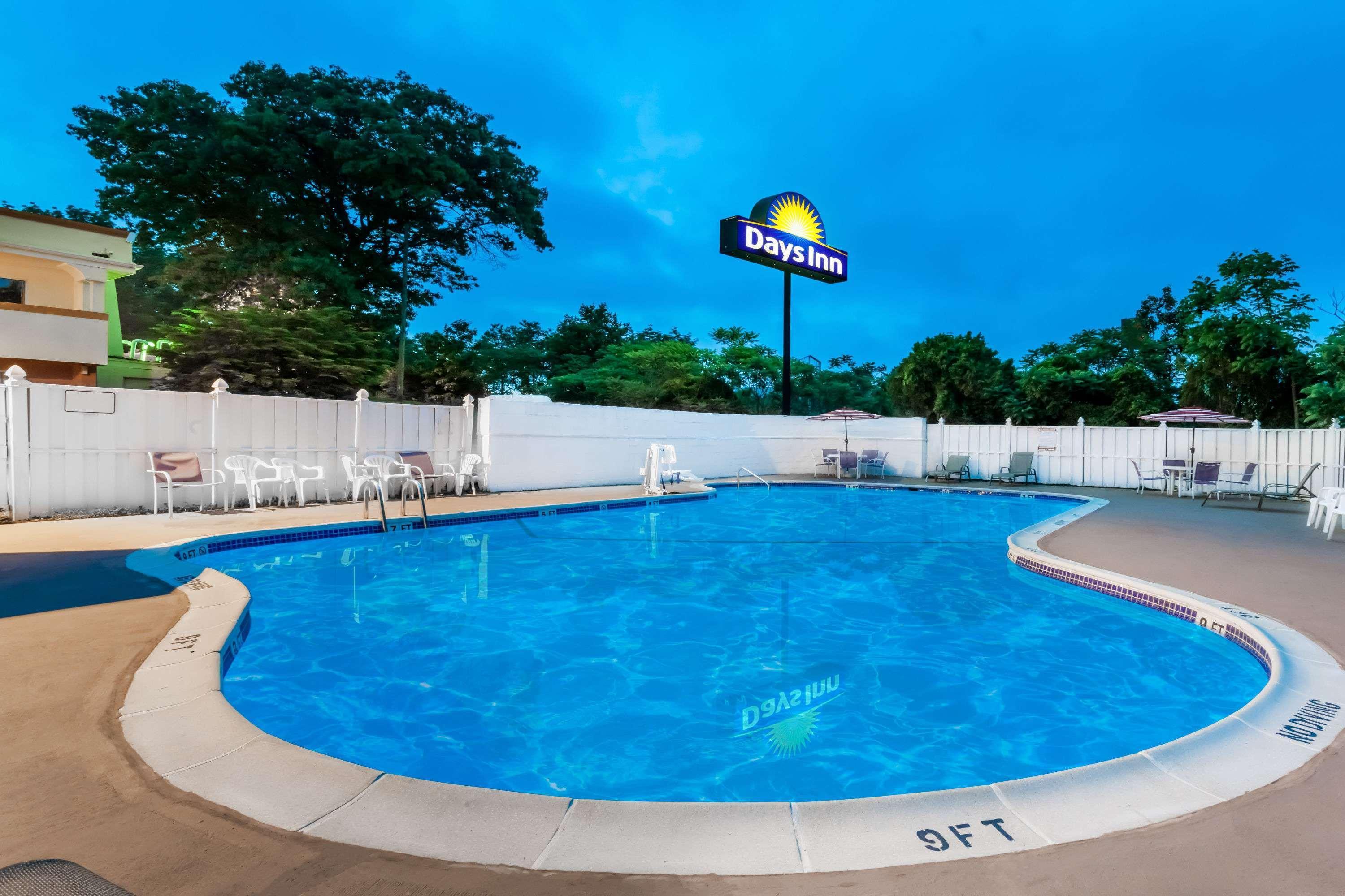 Days Inn By Wyndham Tannersville Buitenkant foto